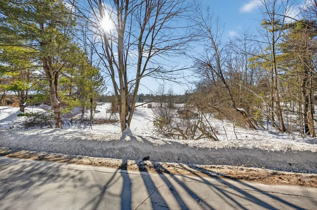 84 Governor Wentworth Highway Tuftonboro NH 03853