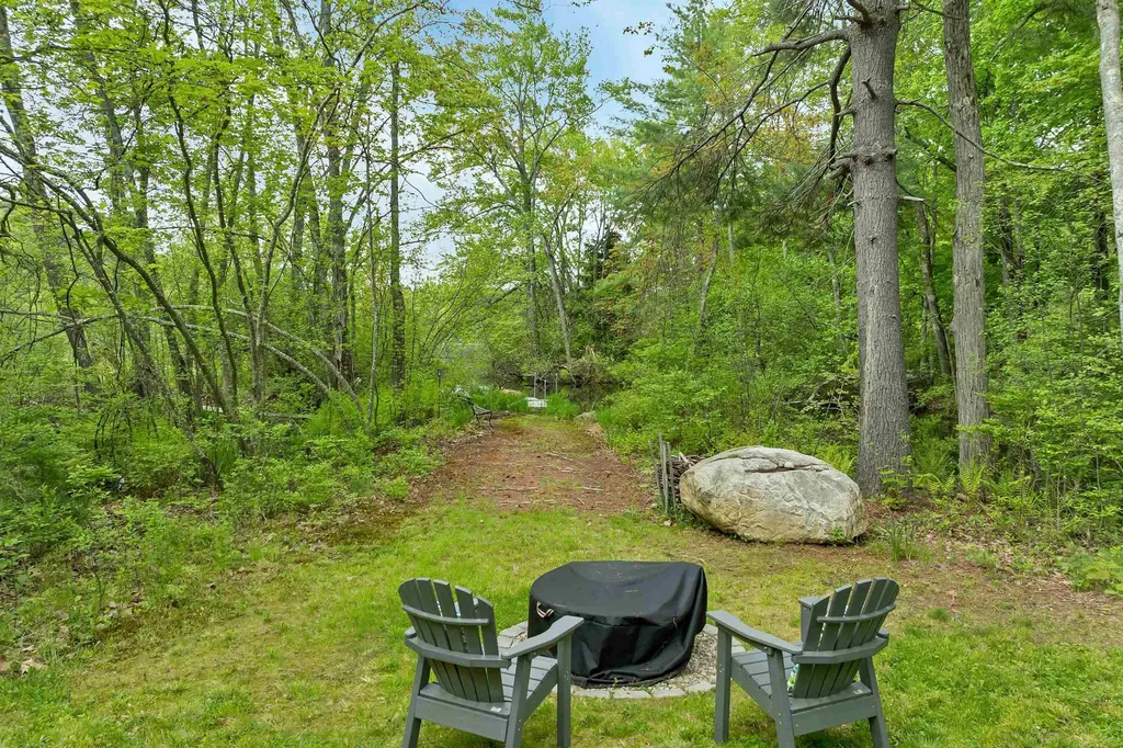 86 Governor Wentworth Highway Tuftonboro NH 03853