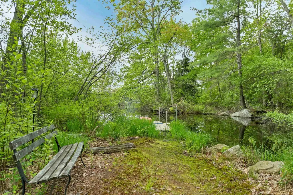 86 Governor Wentworth Highway Tuftonboro NH 03853