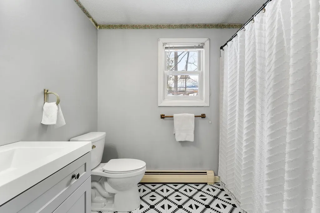 307 South Main Street Northfield VT 05663