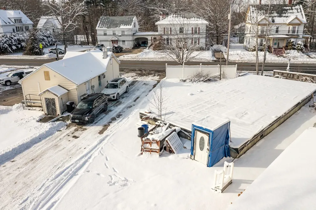 230 High Street Somersworth NH 03878