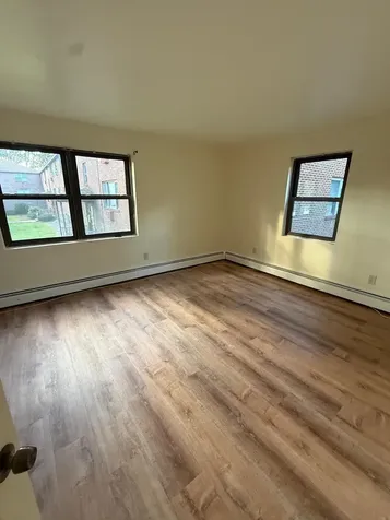 4 Brook Road Salem NH 03079