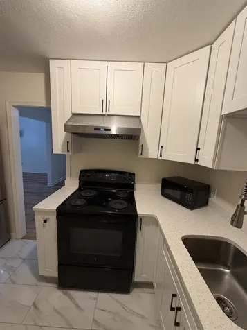 4 Brook Road Salem NH 03079