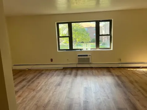 4 Brook Road Salem NH 03079