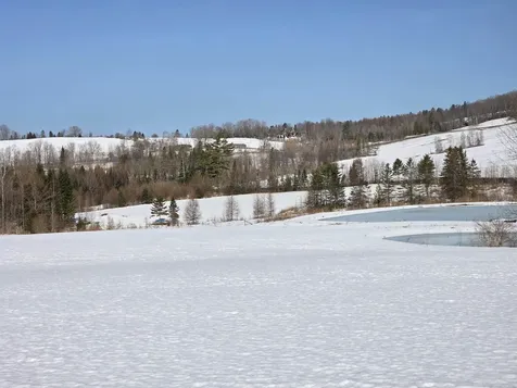 248 Airport Road Lyndon VT 05851