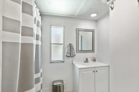 58 Rhodeside Acres Georgia VT 05468