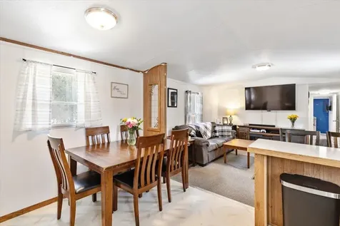 58 Rhodeside Acres Georgia VT 05468