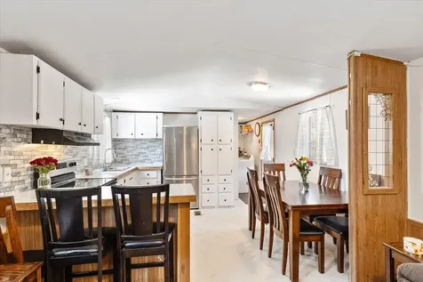 58 Rhodeside Acres Georgia VT 05468