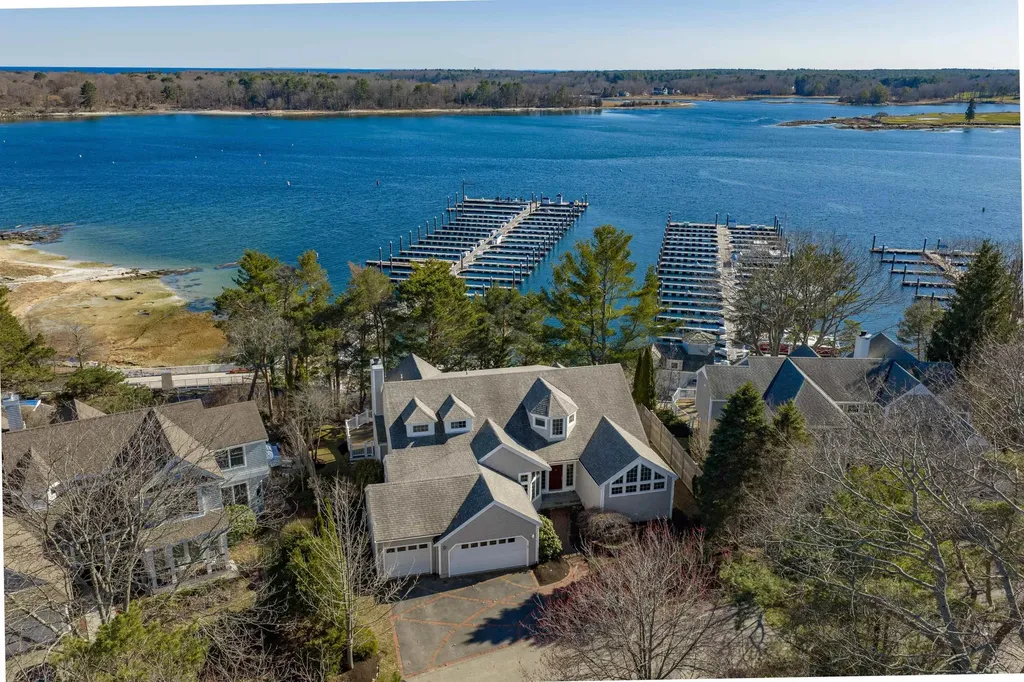 75 Marina Heights Road New Castle NH 03854