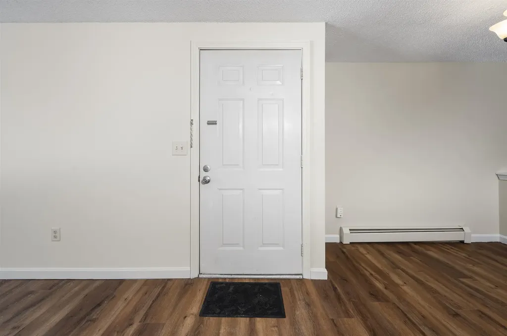 50 Brookside Drive Exeter NH 03833