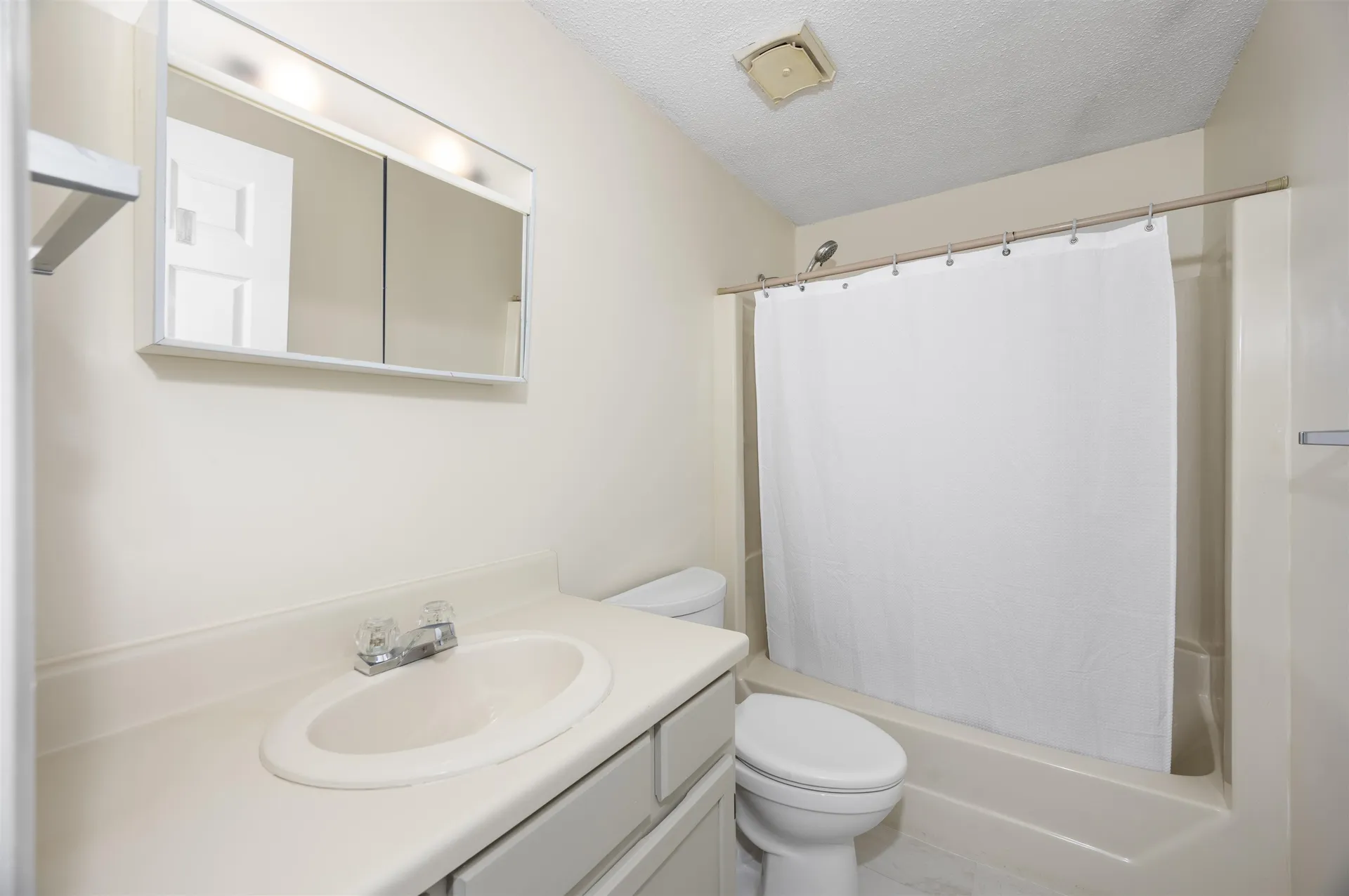 50 Brookside Drive Exeter NH 03833