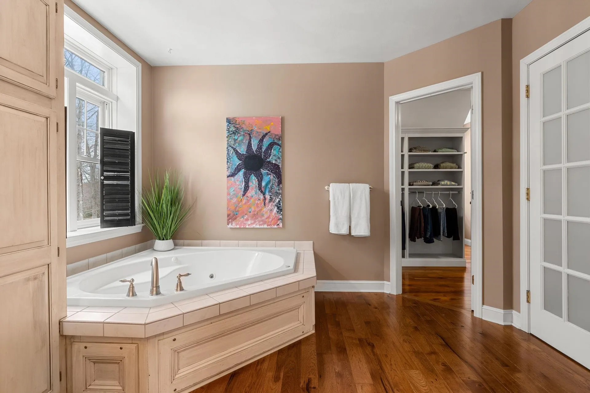 25 Hawk Drive Bedford NH 03110