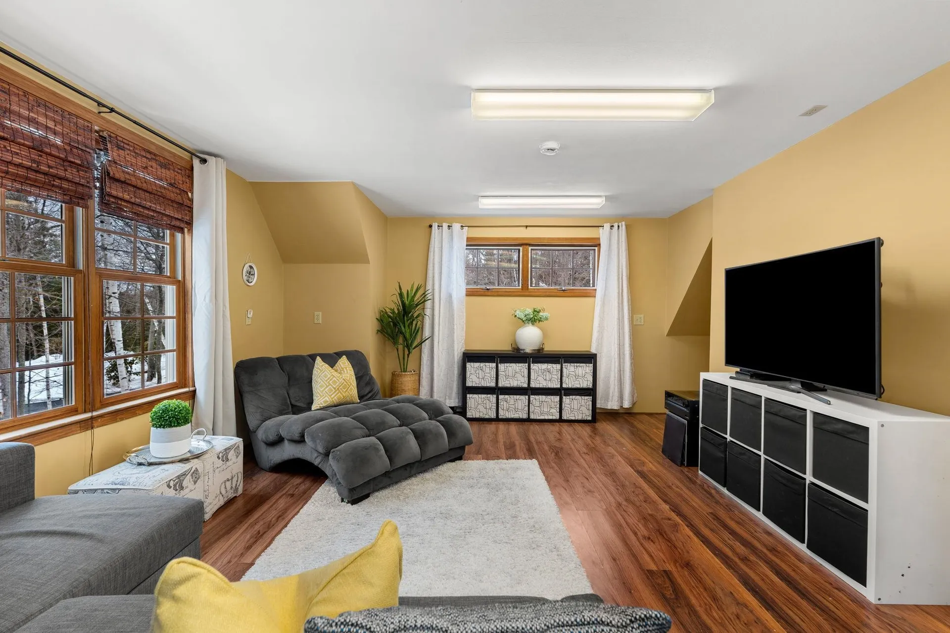 25 Hawk Drive Bedford NH 03110