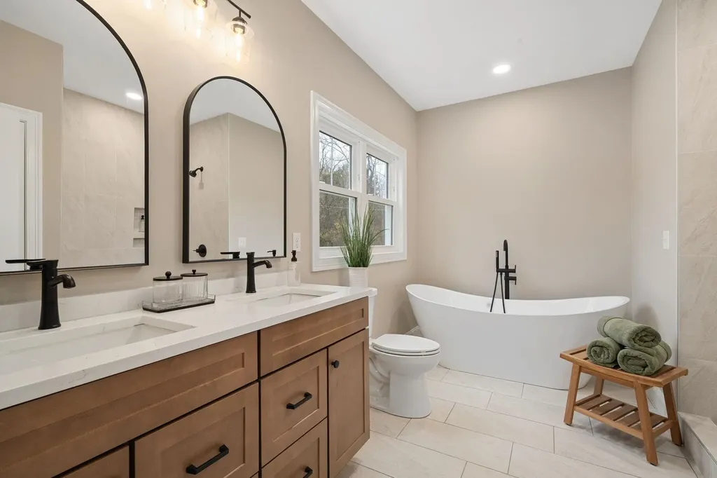 28 Saybrook Drive Rindge NH 03461