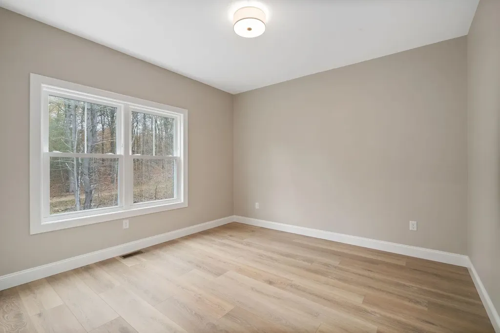 28 Saybrook Drive Rindge NH 03461