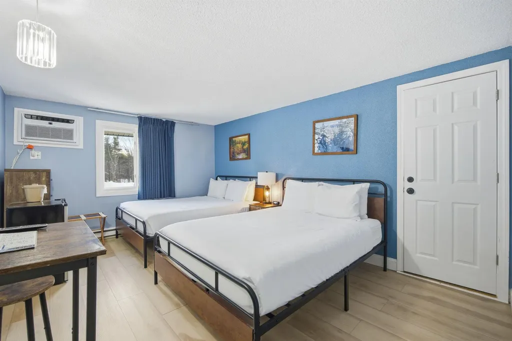 2955 White Mountain Highway Conway NH 03860