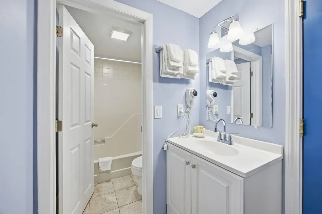 2955 White Mountain Highway Conway NH 03860
