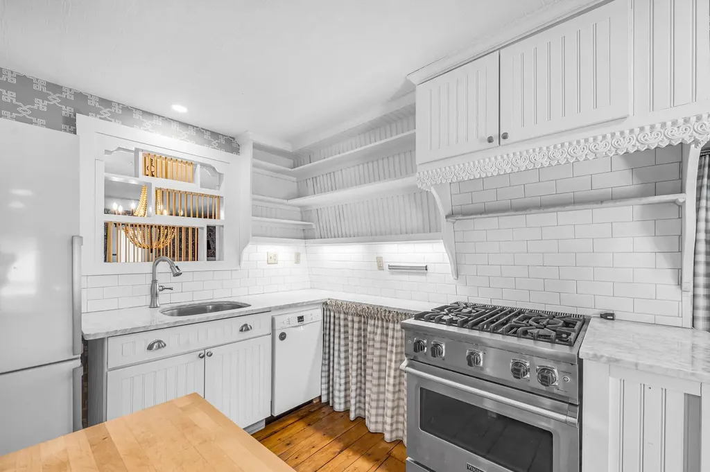 106 Main Street Putney VT 05346
