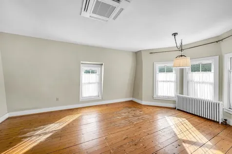 106 Main Street Putney VT 05346