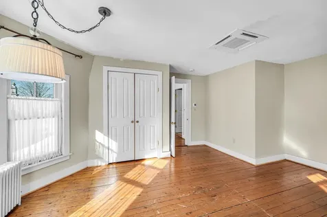 106 Main Street Putney VT 05346