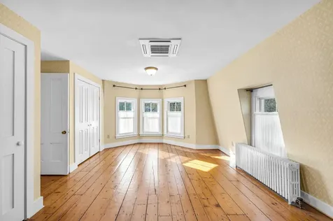 106 Main Street Putney VT 05346