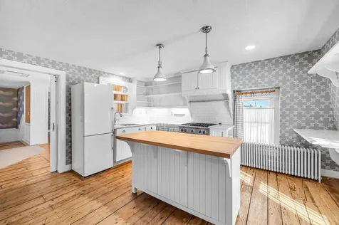 106 Main Street Putney VT 05346