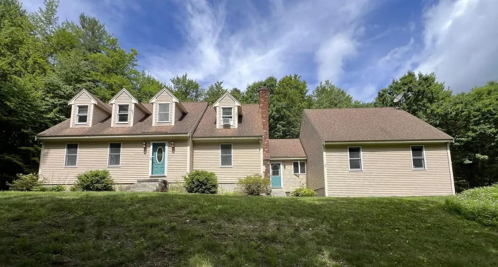 15 Chevey Hill Road Weare NH 03281