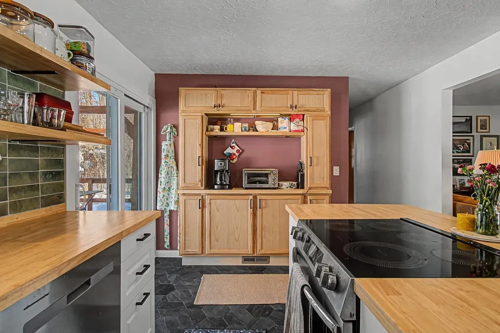 11 Turner Avenue Milton VT 05468