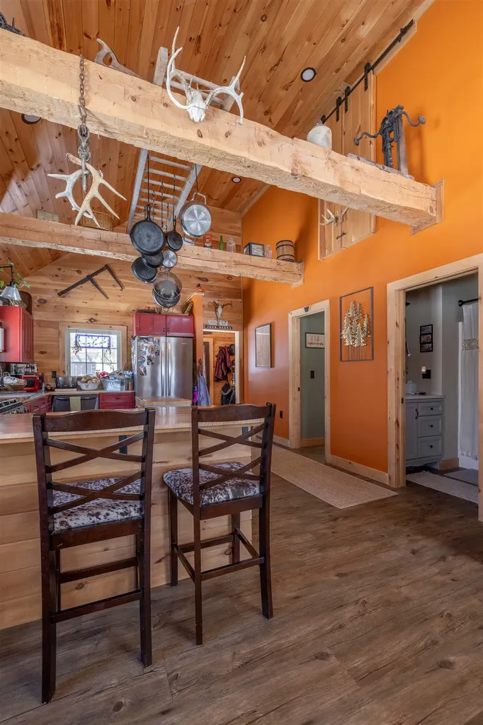 21 Crittenden Road Bradford NH 03221