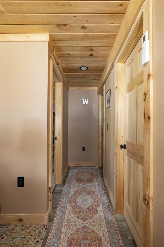 21 Crittenden Road Bradford NH 03221