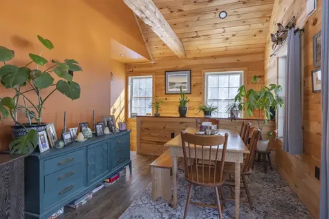21 Crittenden Road Bradford NH 03221