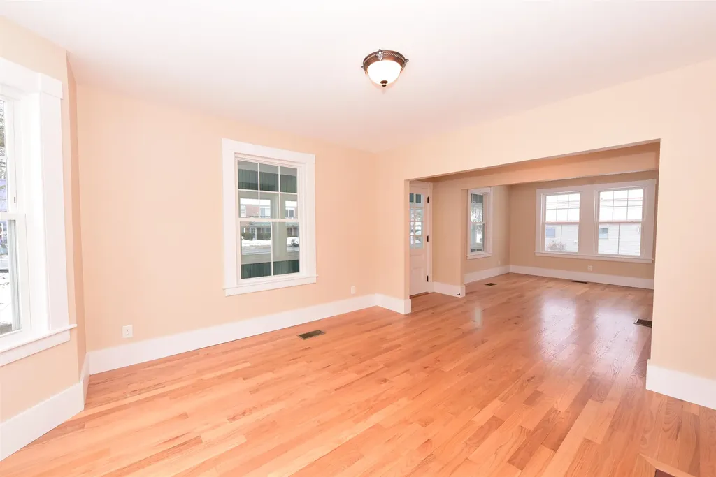 2535 White Mountain Highway Conway NH 03860