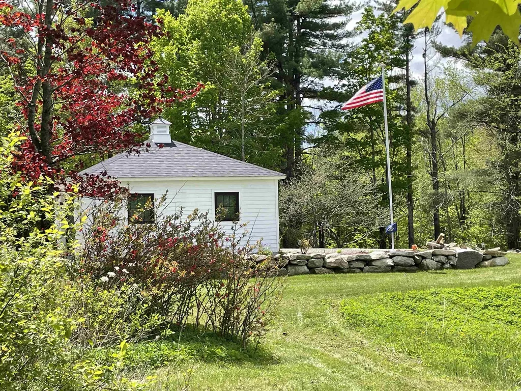 357 Parker Road Carroll NH 03595