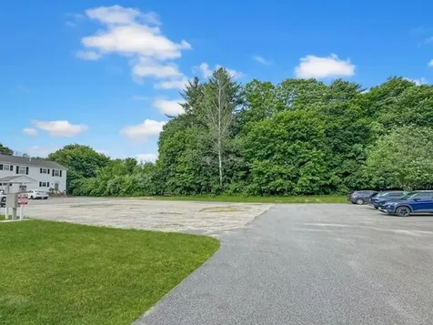 5-16 Butler Street Hillsborough NH 03244