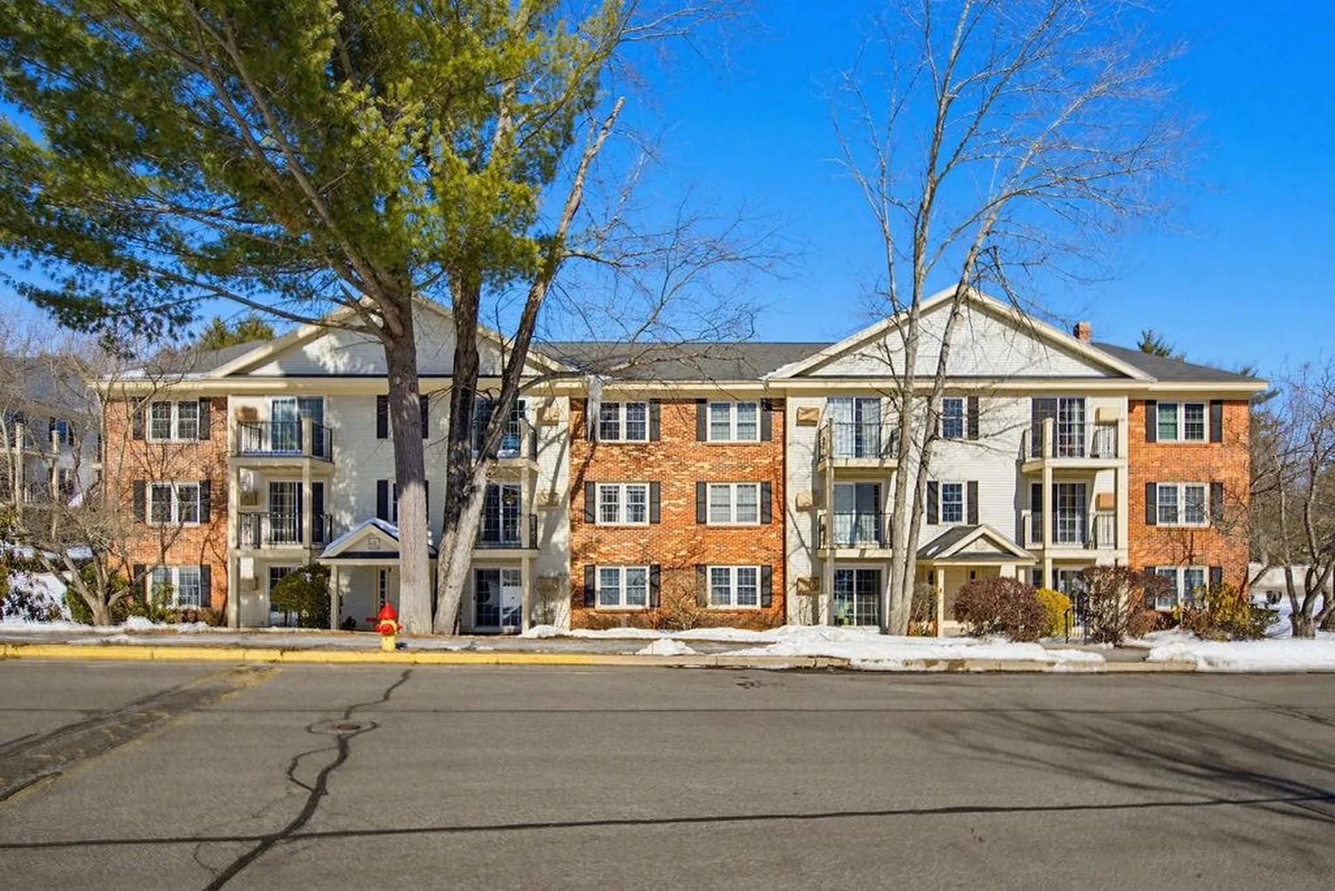 15 Northbrook Drive Manchester NH 03102