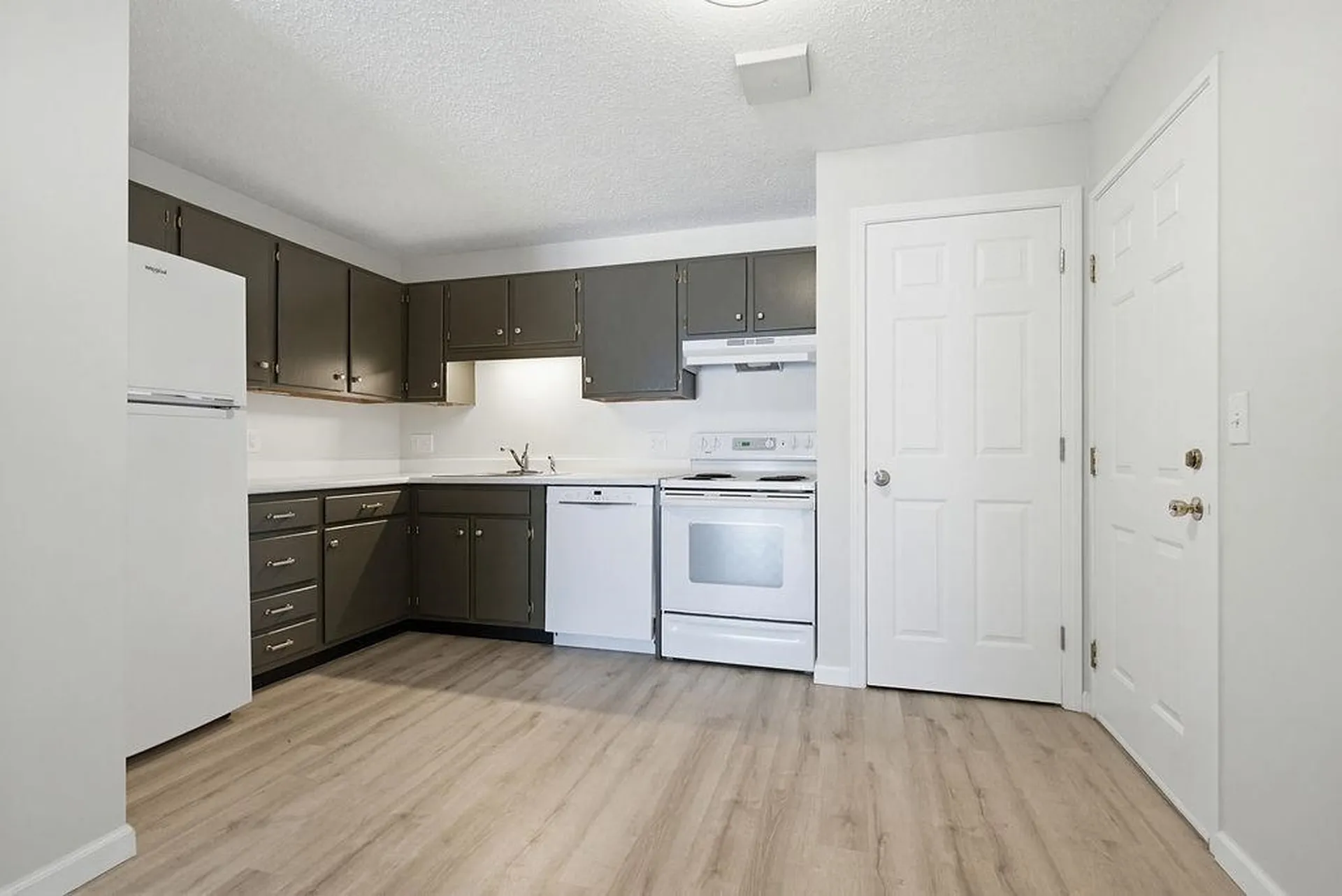 15 Northbrook Drive Manchester NH 03102