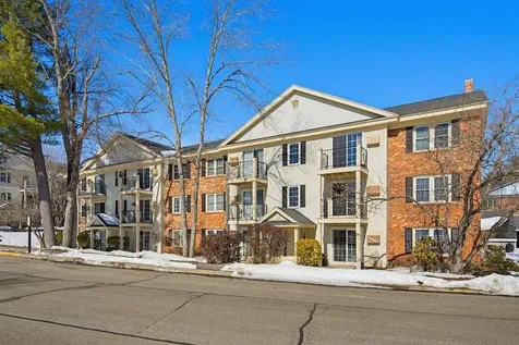 15 Northbrook Drive Manchester NH 03102