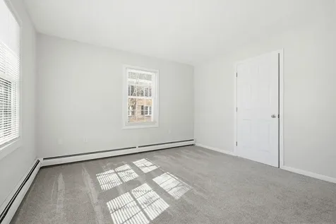 15 Northbrook Drive Manchester NH 03102