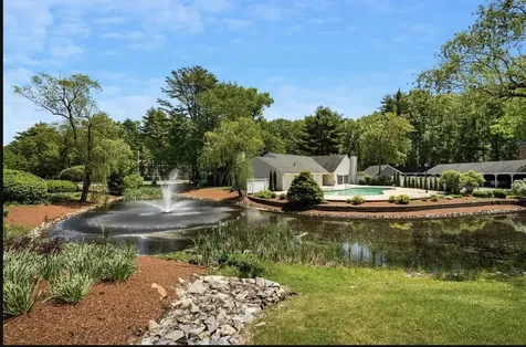 15 Northbrook Drive Manchester NH 03102