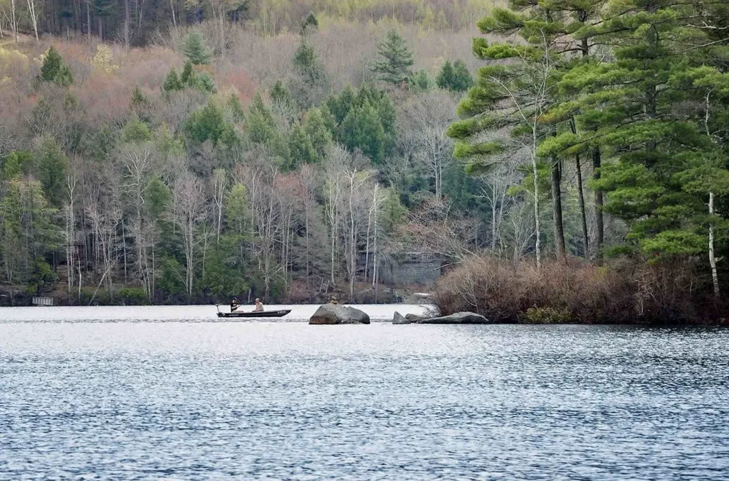 1195 Bennington Road Francestown NH 03043