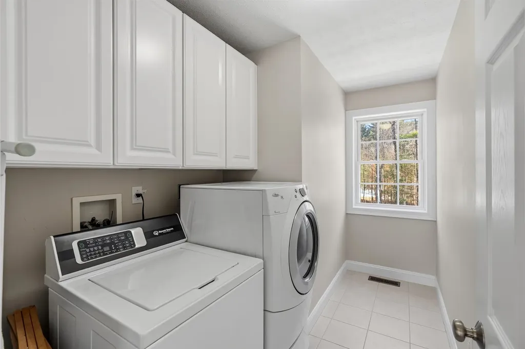 20 Hancock Road Windham NH 03087