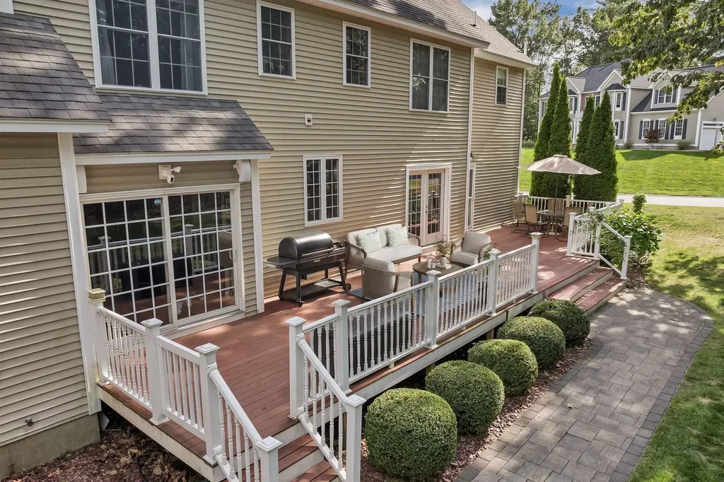 20 Hancock Road Windham NH 03087