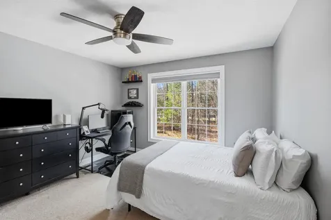 20 Hancock Road Windham NH 03087