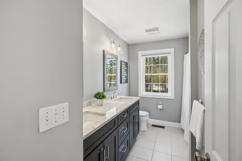 20 Hancock Road Windham NH 03087