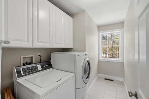 20 Hancock Road Windham NH 03087