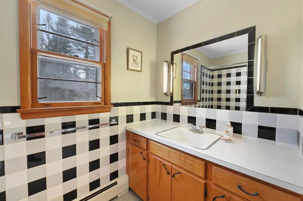 78 Circle Street Williamstown VT 05679
