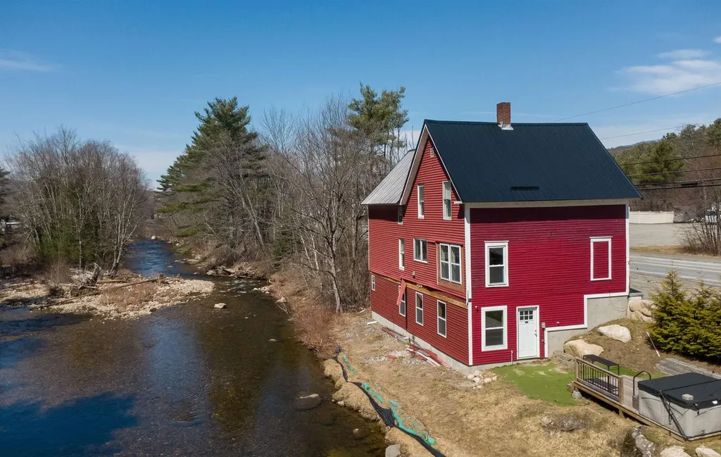 664 Main Street Franconia NH 03580