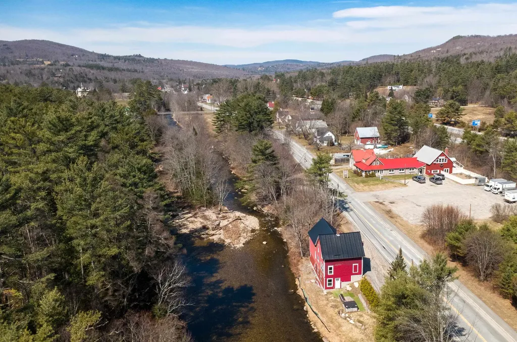 664 Main Street Franconia NH 03580