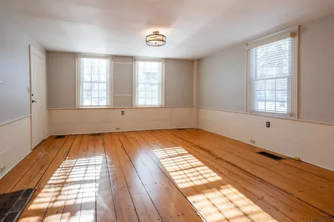 2 Ash Street Hollis NH 03049