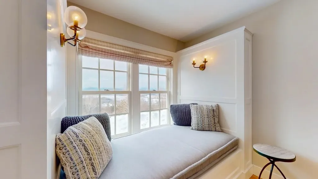 860 West Street Cornwall VT 05753